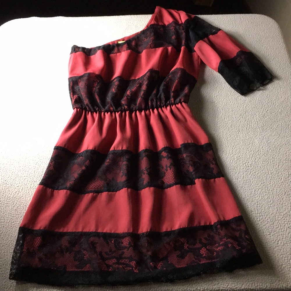 Gianni bini small one shoulder dress